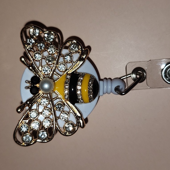 New Id Buckle Rhinestone Badge Holders Retractable - Picture 2 of 5